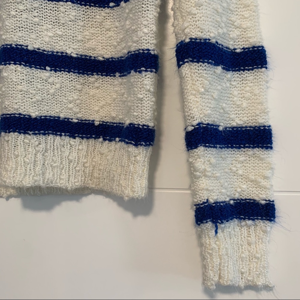 Chorus Line | Vintage Knit Sweater - Picture 5 of 15